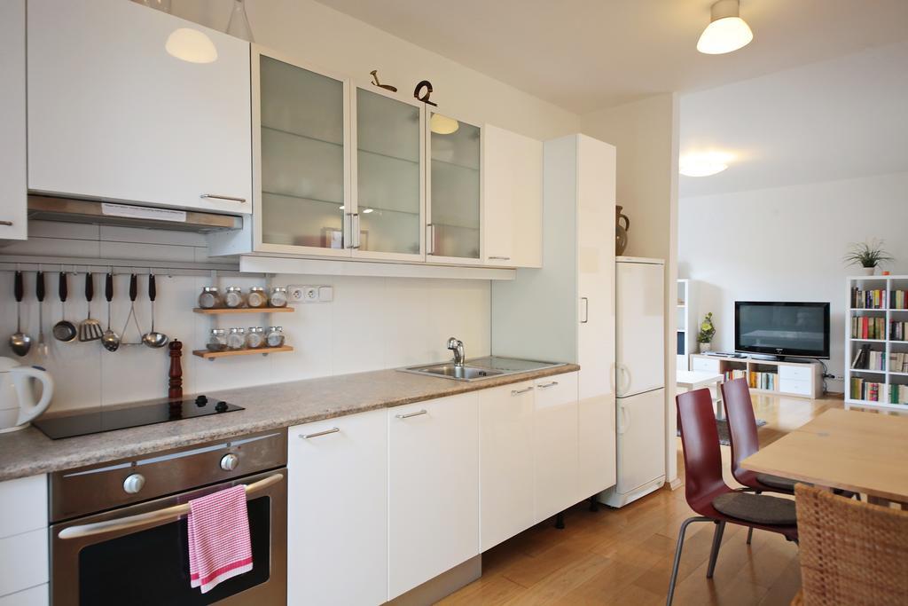 Apartment Kosatcova Prague Luaran gambar