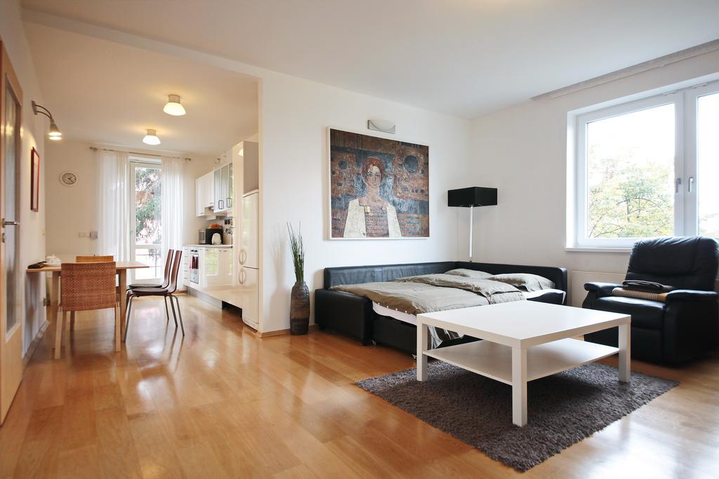 Apartment Kosatcova Prague Luaran gambar